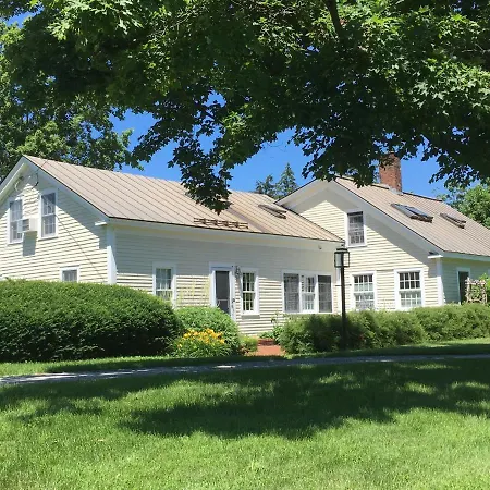 Cornwall Orchards Bed & Breakfast